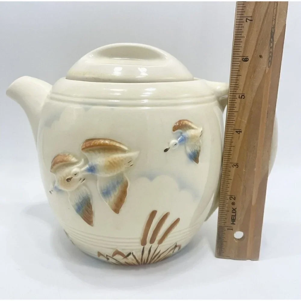 Vintage Porcelier Tea Pot Ducks Flying Vitreous China Lake Cattails Made in USA
